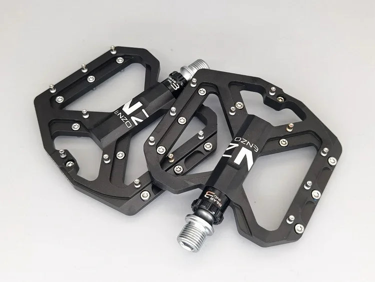 New Mountain Bike Pedals MTB Pedal Aluminum Bicycle Wide Platform Flat Pedals 9/16" Sealed Bearing Bicycle Pedals