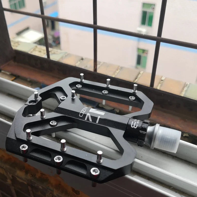 2020 New Mountain Non-Slip Bike Pedals Platform Bicycle Flat Alloy Pedals 9/16' 3 Bearings for Road MTB Fixie Bikes